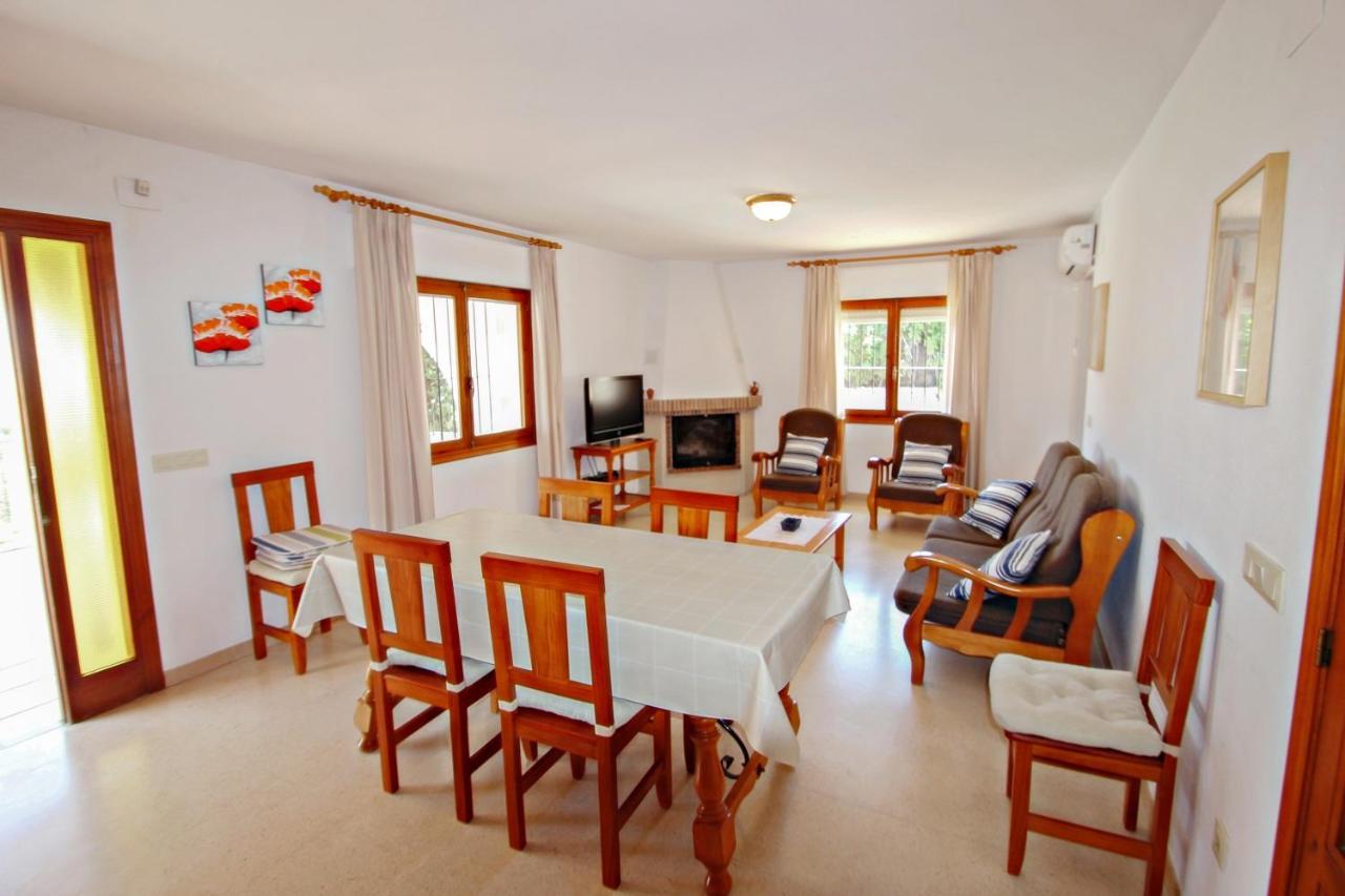Laura-29A - Pretty Holiday Property With Garden And Private Pool In 칼페 외부 사진