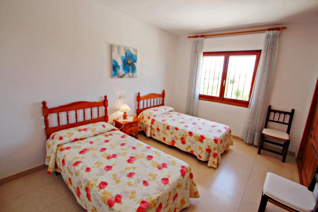 Laura-29A - Pretty Holiday Property With Garden And Private Pool In 칼페 외부 사진