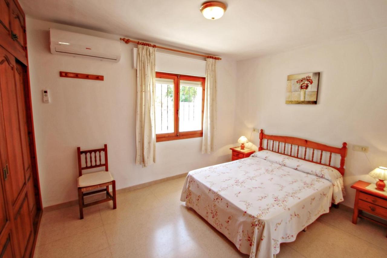 Laura-29A - Pretty Holiday Property With Garden And Private Pool In 칼페 외부 사진